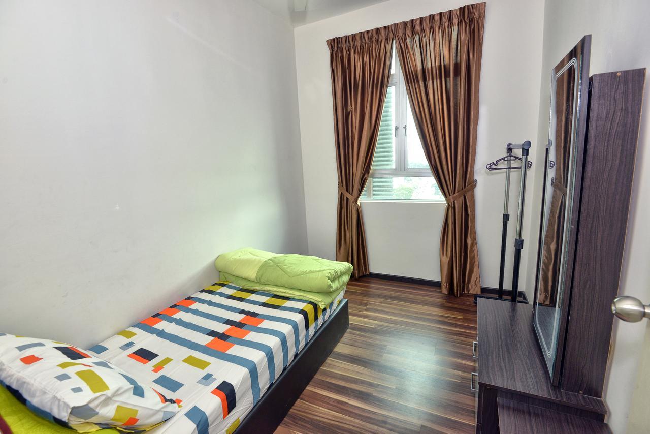 Hits Homestay Bayan Lepas Exterior foto
