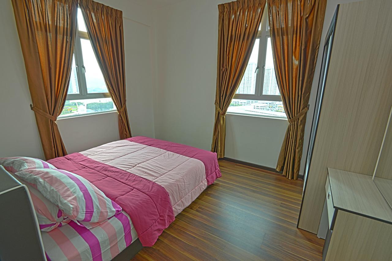Hits Homestay Bayan Lepas Exterior foto