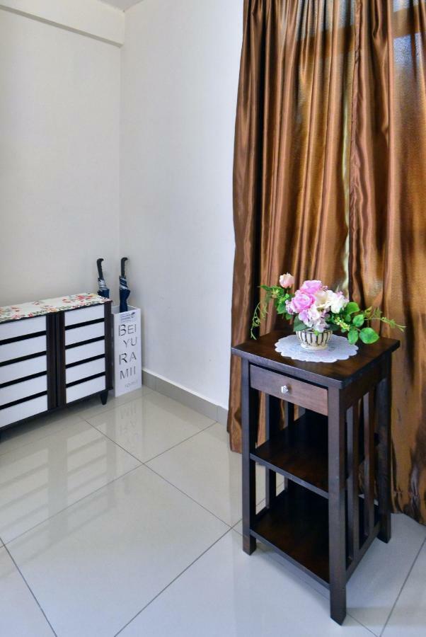 Hits Homestay Bayan Lepas Exterior foto