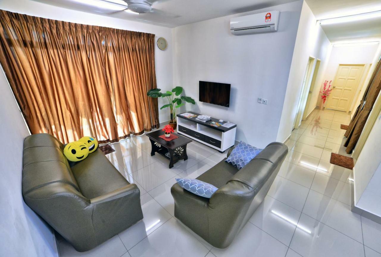 Hits Homestay Bayan Lepas Exterior foto